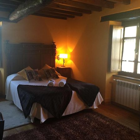 Os Tres Teixos Hotel Adelán Kültér fotó