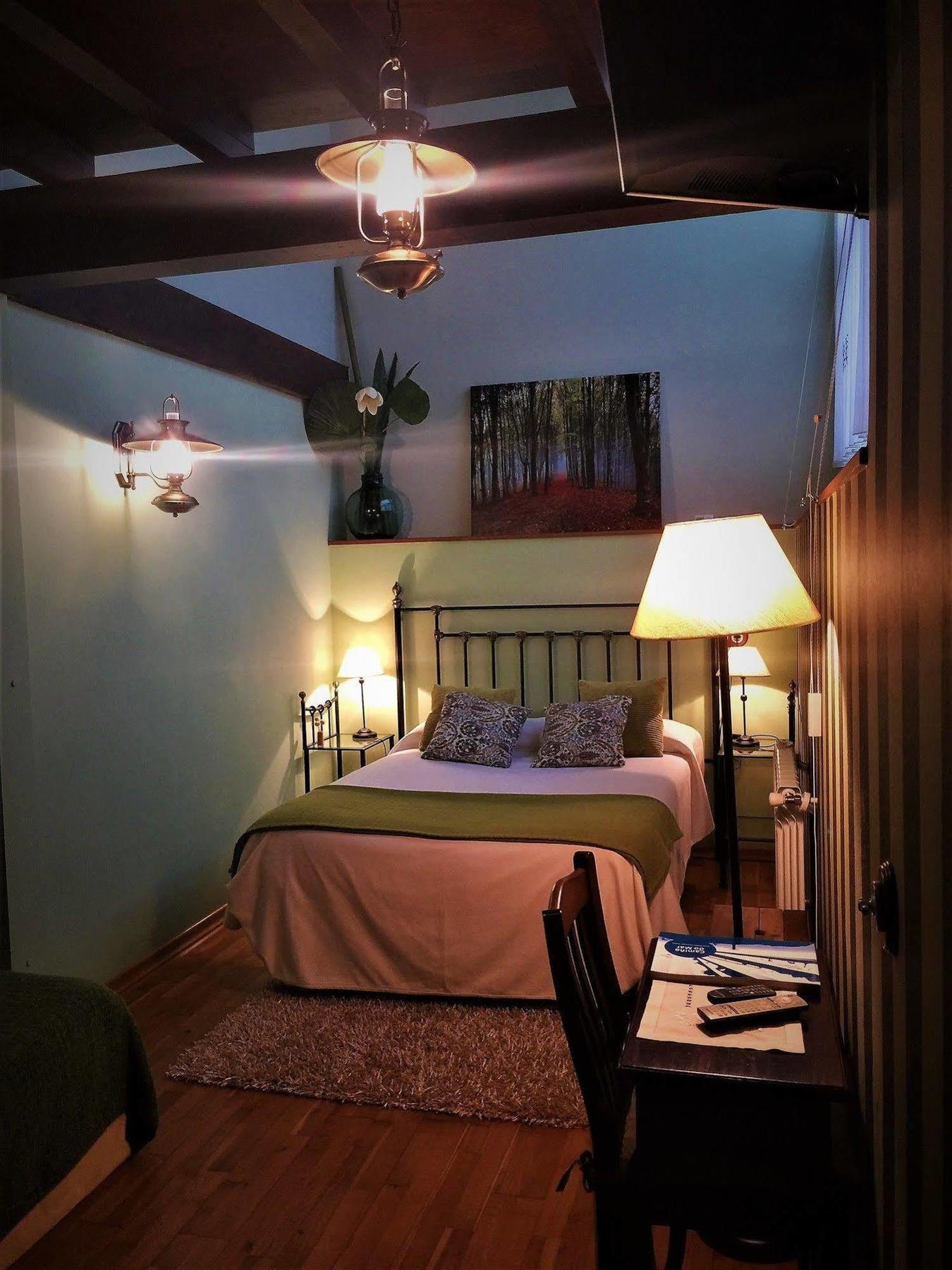 Os Tres Teixos Hotel Adelán Kültér fotó