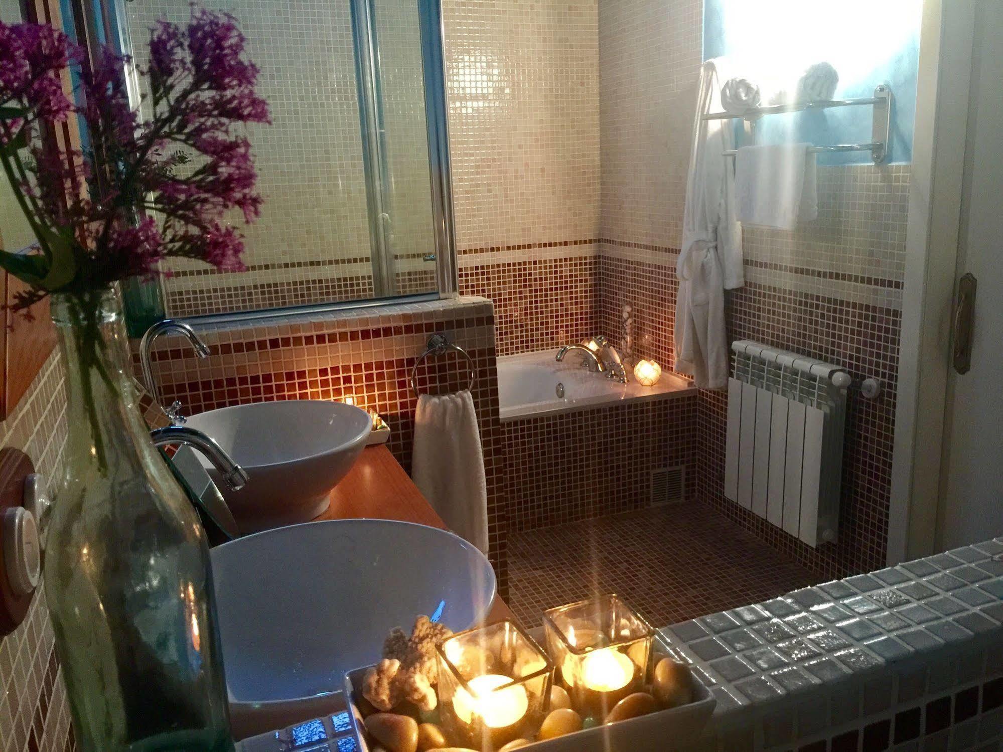 Os Tres Teixos Hotel Adelán Kültér fotó