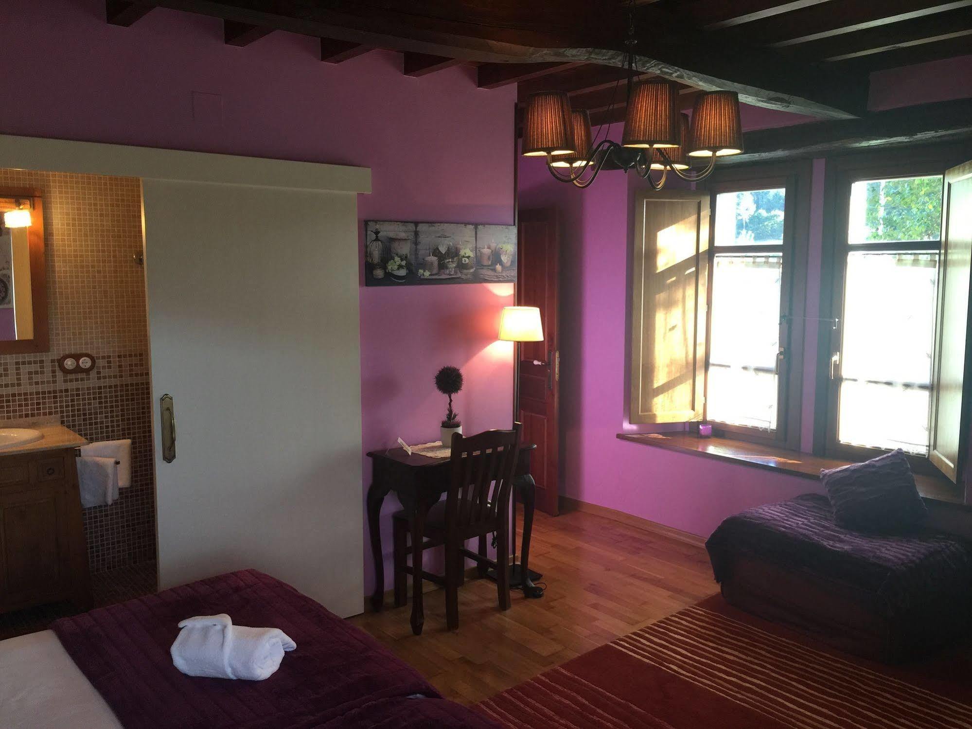 Os Tres Teixos Hotel Adelán Kültér fotó